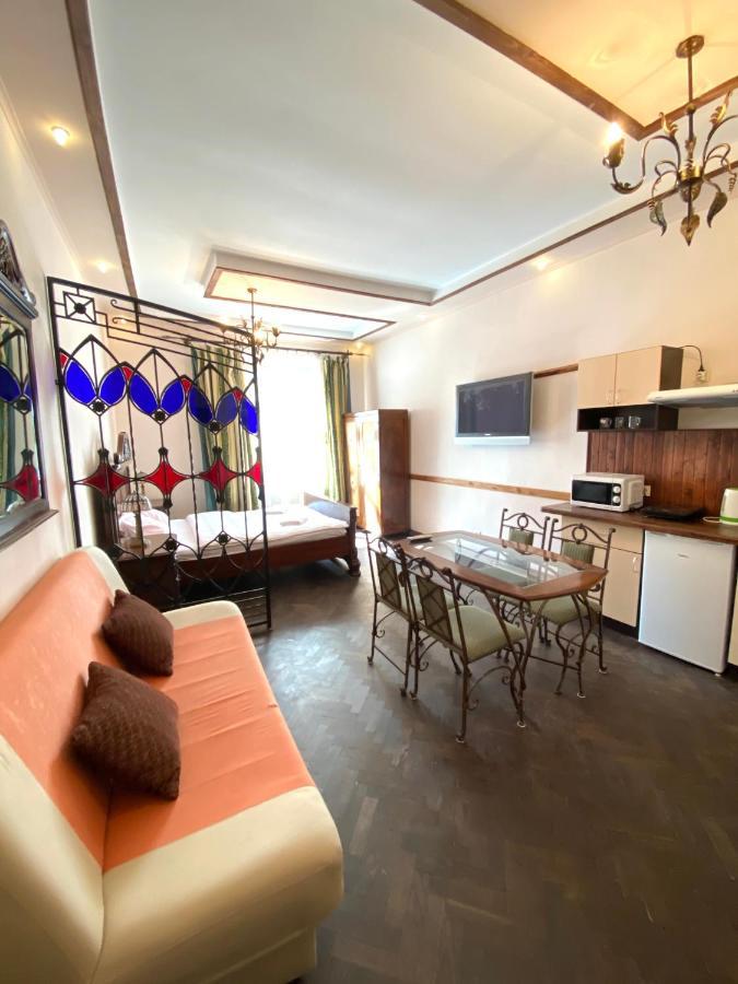Квартира На Вулиці Лесі Українки 19 Lviv Eksteriør bilde