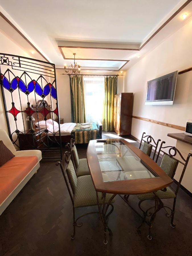 Квартира На Вулиці Лесі Українки 19 Lviv Eksteriør bilde